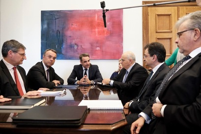 ΚΥΡΙΕ ΠΡΩΘΥΠΟΥΡΓΕ ΤΟ ΧΑΣΑΤΕ ΟΡΙΣΤΙΚΑ ΤΟ ΠΑΙΧΝΙΔΙ! ΑΡΧΙΣΤΕ ΝΑ ΜΕΤΡΑΤΕ ΤΙΣ ΜΕΡΕΣ ΑΝΤΙΣΤΡΟΦΑ ΩΣ ΤΗΝ ΑΠΟΦΡΑΔΑ ΜΕΡΑ ΤΗΣ 1ης ΜΑΗ!