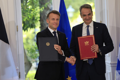 Εμμανουήλ Μακρόν, ένας ηγέτης μιας μεγάλης φίλιας χώρας ….